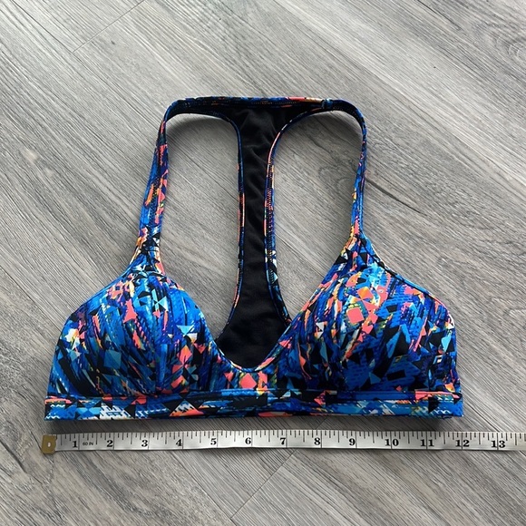 🏴 TYR bathing suit top size small - Picture 8 of 8